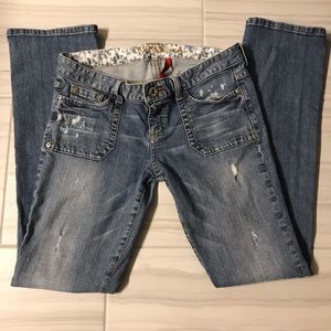GUESS jeans